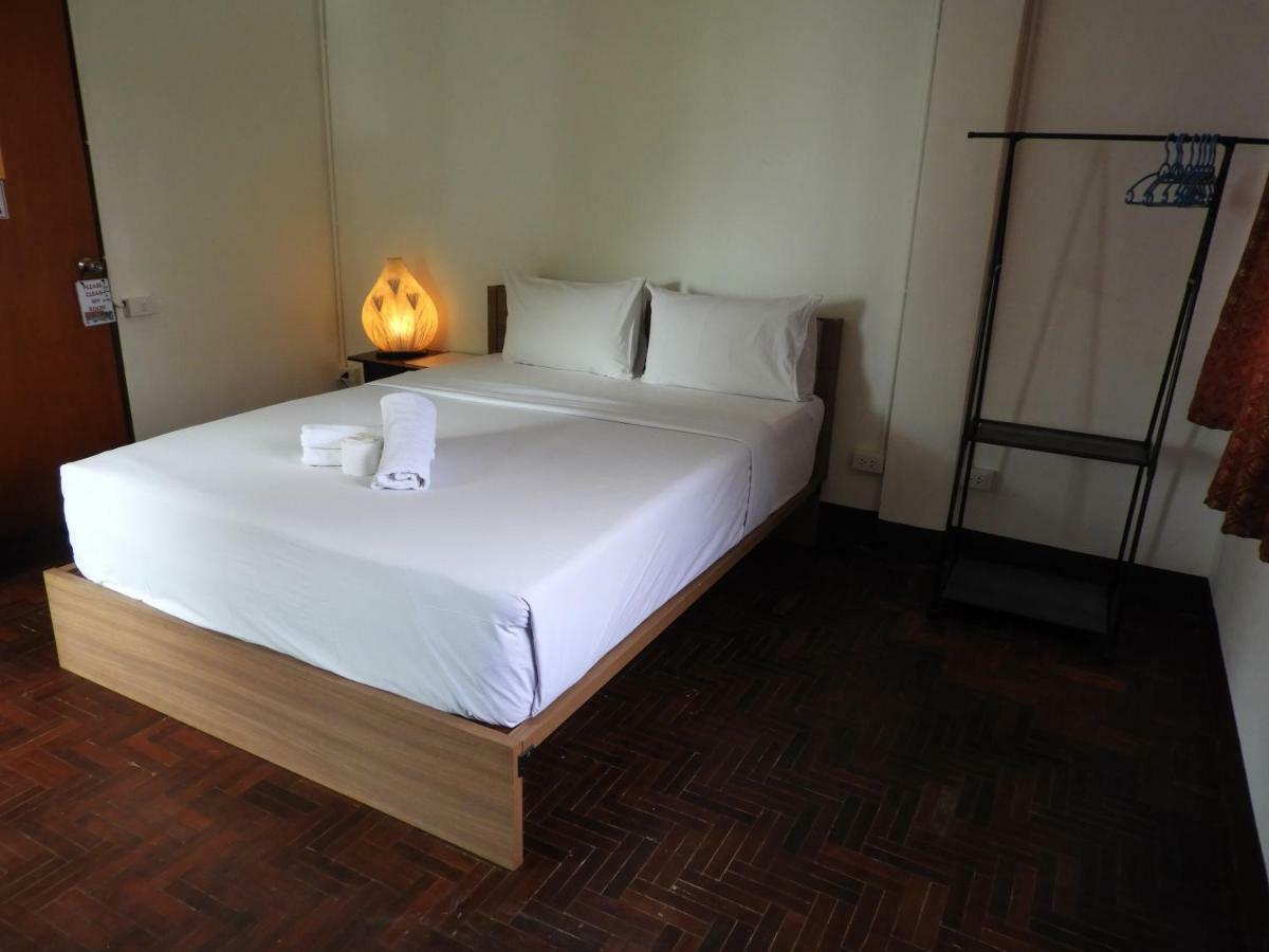 Hotel P'Lyn House Chiang Mai Esterno foto